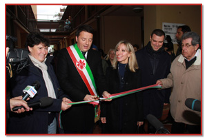 The Menarini Group and Mayor Renzi hand over the keys to 3 council houses.