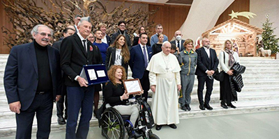 Pope Francis welcomes in audience the Fair Play Menarini Award