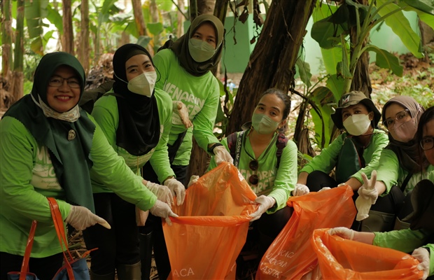 River Clean-Up Day del fiume Ciliwung 2